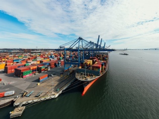 How ports can upgrade their resilience and boost competitiveness